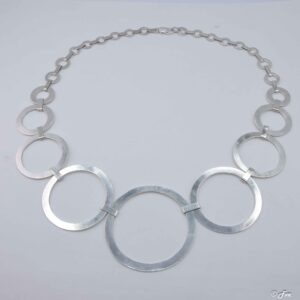 Halsketting ringen 1